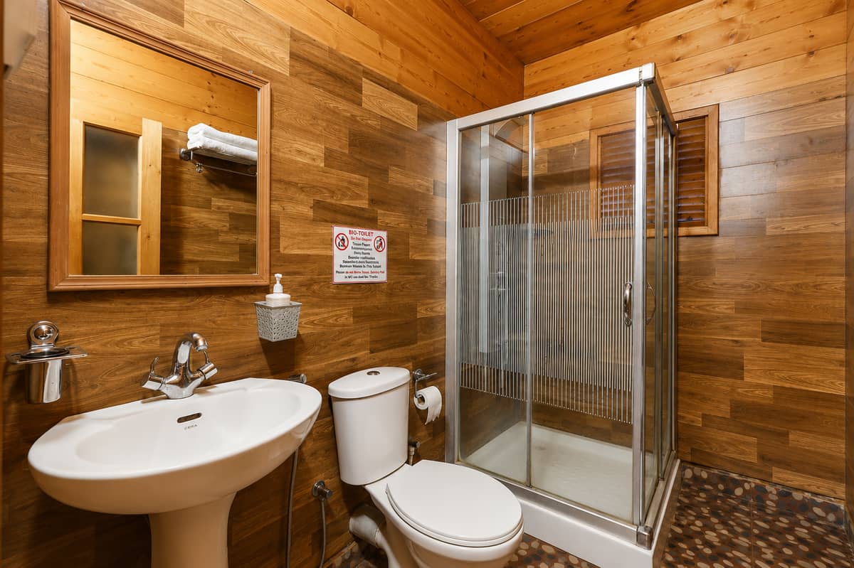 Cottage bathroom