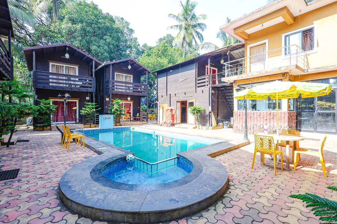 WENZET Cottages — pool and timber cottages